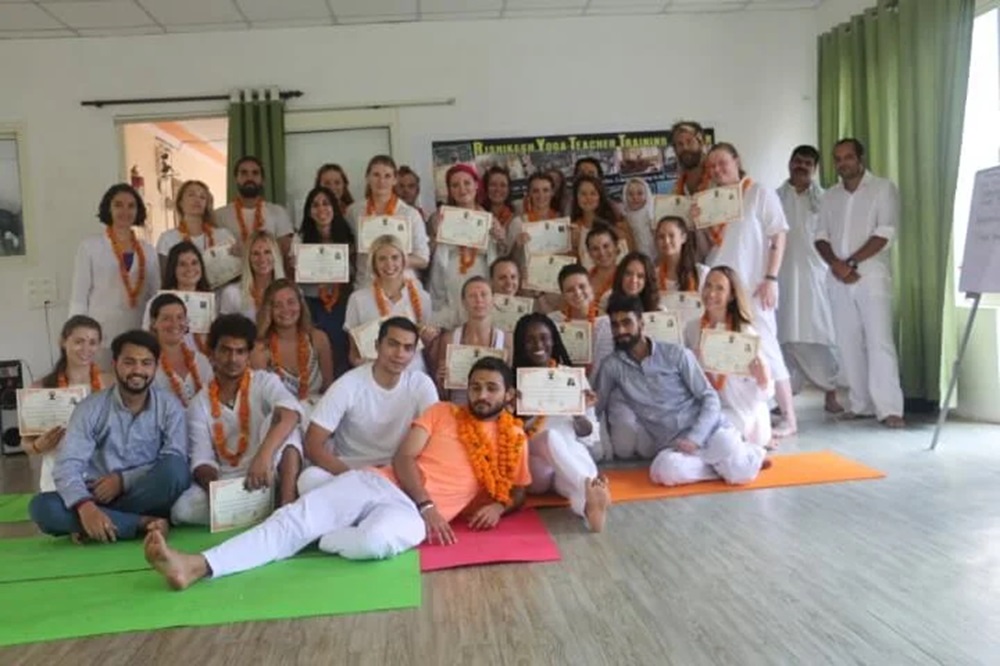 Guide to 500 Hour Yoga Teacher Training in Rishikesh