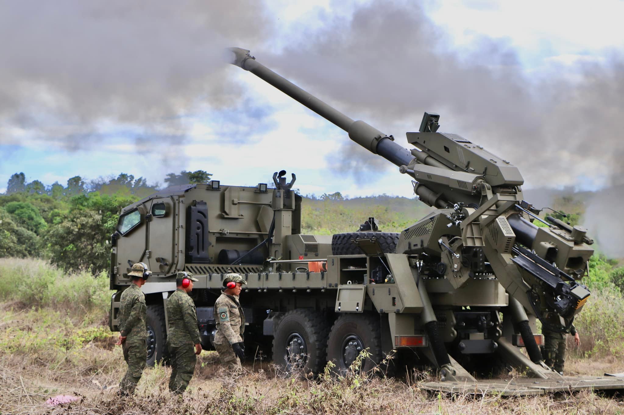 Self-Propelled Artillery System Market