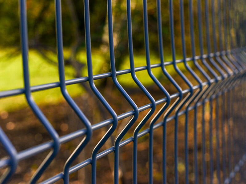 how to install a pvc welded wire fence