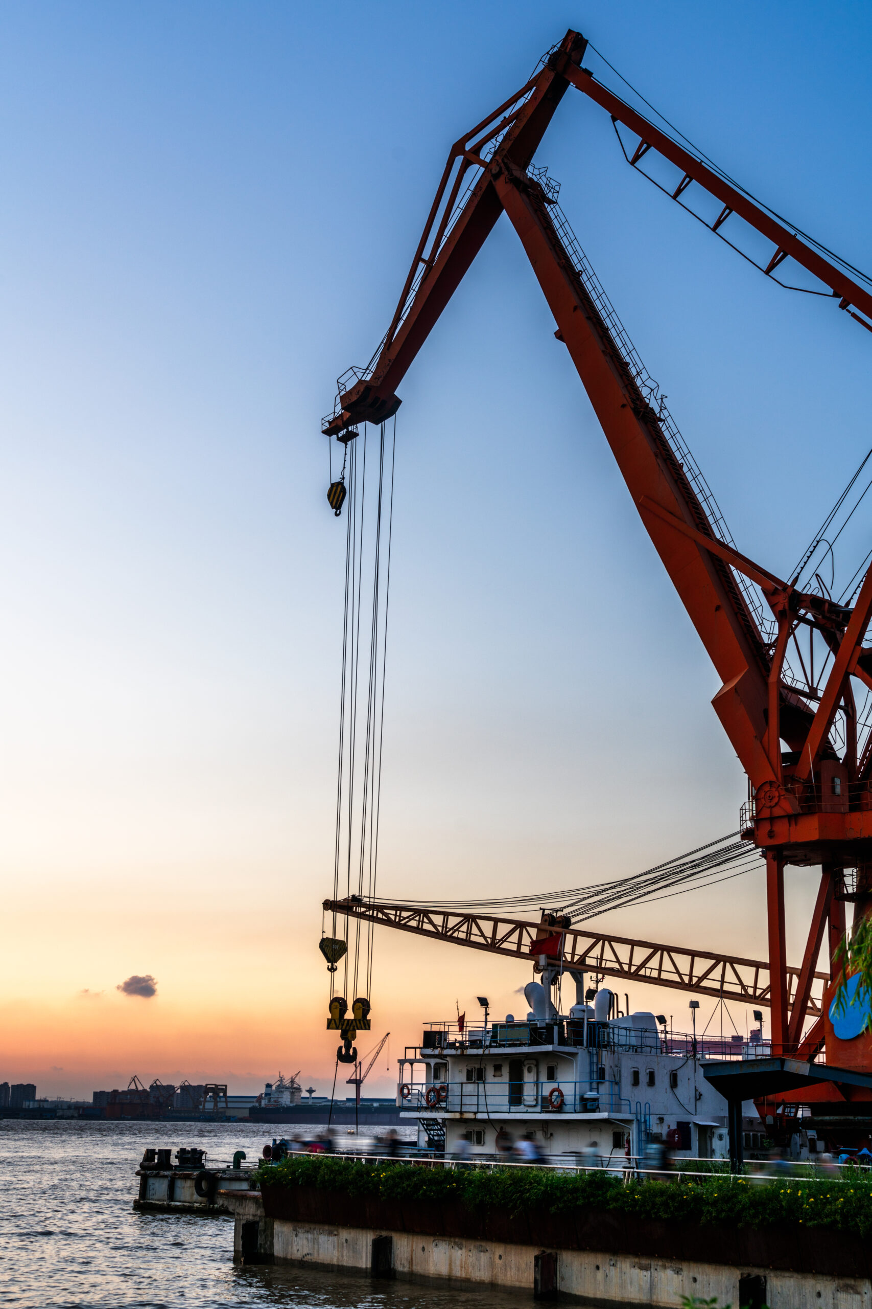 Port crane solutions